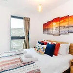 Stylish 2 Bedroom Flat In Wandsworth