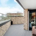 Stylish 2 Bedroom Flat In Wandsworth