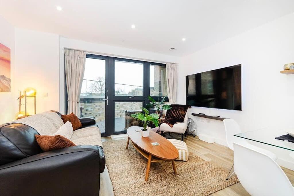 Stylish 2 Bedroom Flat In Wandsworth Appartamento *