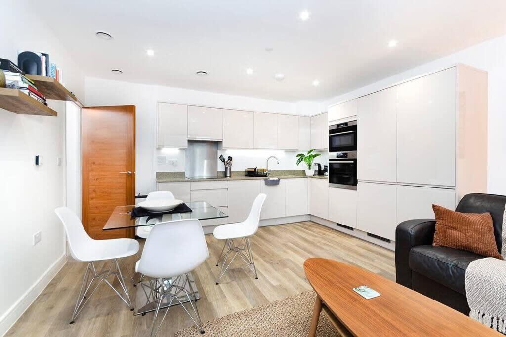 Appartamento Stylish 2 Bedroom Flat In Wandsworth *